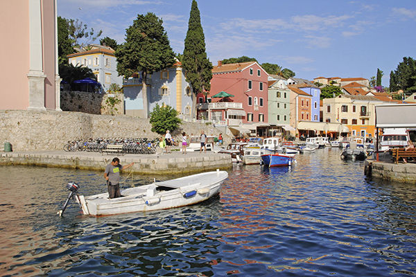 BADEKREUZFAHRT ROUTE R1 3* - Traù (Spalatino-dalmata - Croazia)