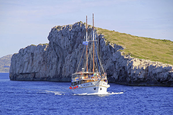 BADEKREUZFAHRT ROUTE R1 3* - Traù (Spalatino-dalmata - Croazia)