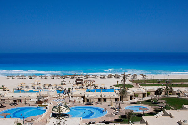 BORG EL ARAB BEACH HOTEL - Borg El Arab (Costa Mediterranea - Egitto) Sabbia bianchissima e acque turchesi