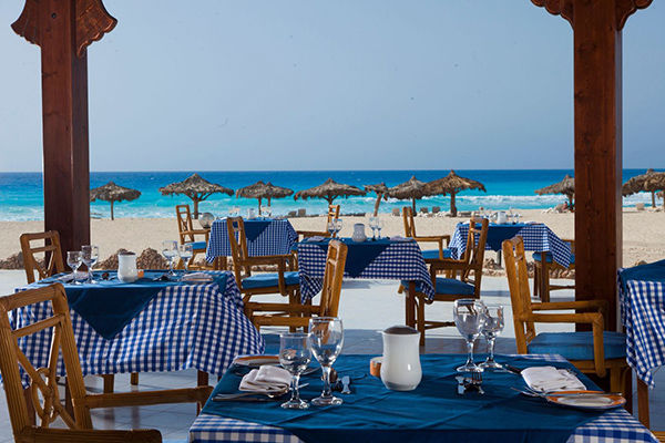 BORG EL ARAB BEACH HOTEL - Borg El Arab (Costa Mediterranea - Egitto) Sabbia bianchissima e acque turchesi