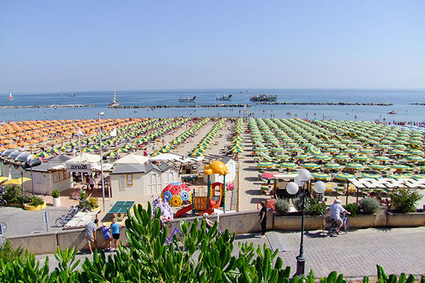 HOTEL PRINCIPE - Gabicce Mare (PU) A 200 metri dalla spiaggia