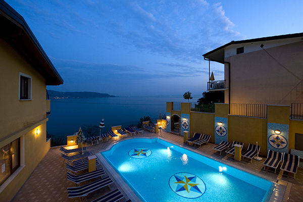HOTEL PICCOLO PARADISO 4* - Toscolano Maderno (BS)