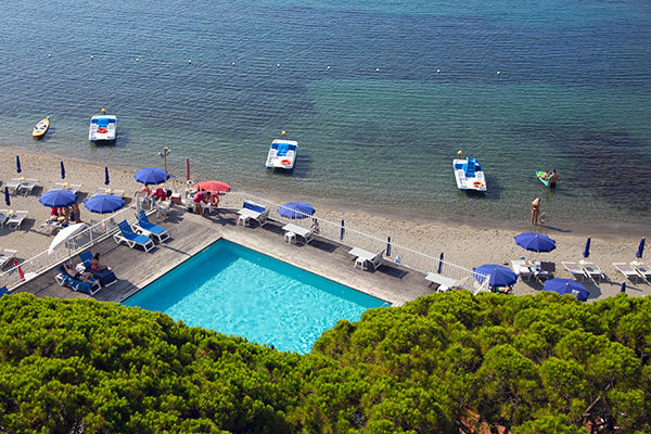 In riva al mare