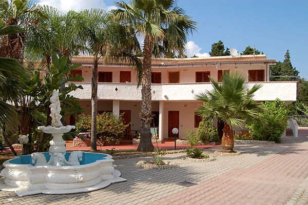 San Domenico Village - Parghelia (VV) PENSIONE COMPLETA - CAMERE STANDARD - CAMERE FAMILY