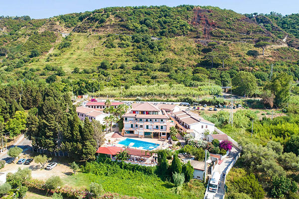 San Domenico Village - Parghelia (VV) PENSIONE COMPLETA - CAMERE STANDARD - CAMERE FAMILY
