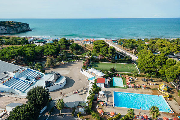 HOTEL RESIDENCE JULIA - Peschici (FG) Posizione esclusiva sul Gargano