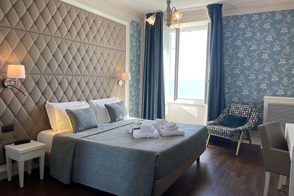 GRAND HOTEL & DES ANGLAIS - Sanremo (IM) Stile liberty a 200 metri dal mare