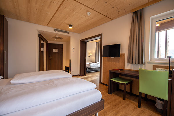 HOTEL EDUCARE 4* - Treffen / Gerlitzen (Carinzia - Austria) Comfort e benessere nel cuore della Carinzia