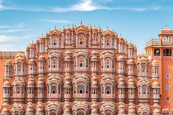 Accendi il nuovo anno con i colori dell’India