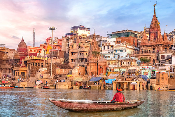 Accendi il nuovo anno con i colori dell’India