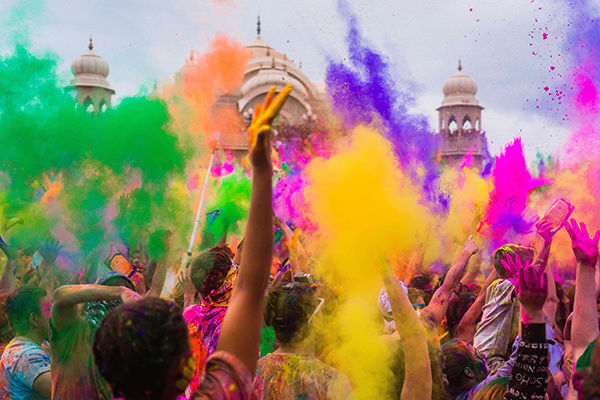 Tra colori, tradizioni e spiritualità