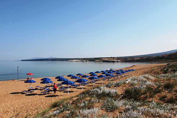 Sulla costa occidentale della Sardegna