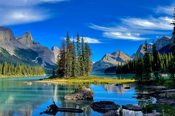 Ovest canadese iconico: tra parchi, laghi, balene e città