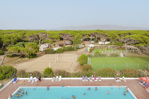Sulla costa centro-occidentale della Sardegna