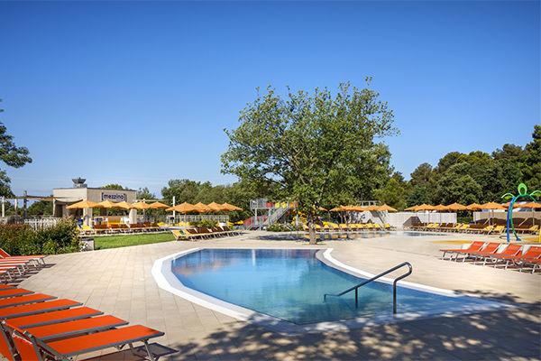 Family acquapark di 1.525 m² con 10 piscine