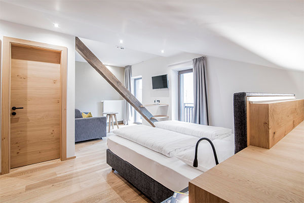 Immerso in un paesaggio alpino autentico