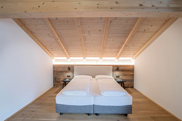 Immerso in un paesaggio alpino autentico