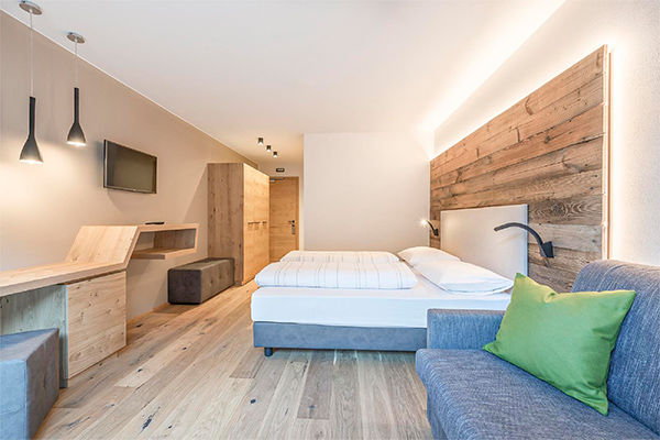 Immerso in un paesaggio alpino autentico