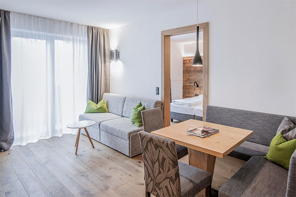 Immerso in un paesaggio alpino autentico