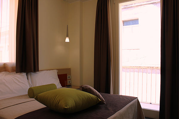 Posizione centrale, vicino al mare