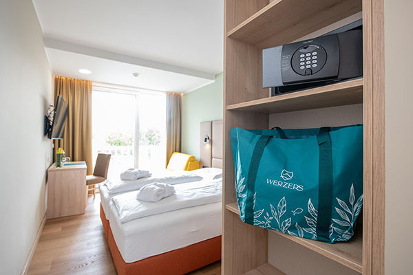 Benessere e confort fronte lago