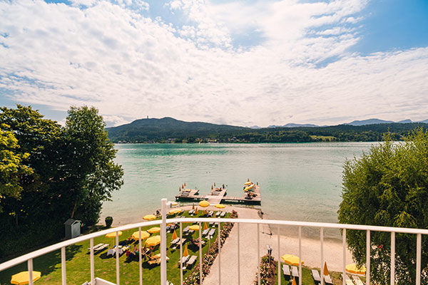 Benessere e confort fronte lago