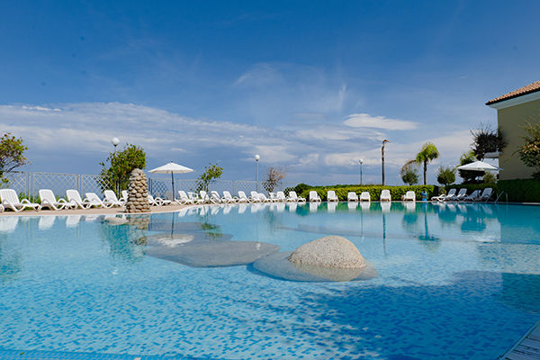 A misura di famiglia, sulla Costa degli Dei