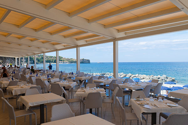 A misura di famiglia, sulla Costa degli Dei