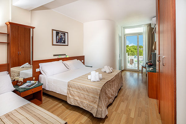 Servizio spiaggia inlcuso