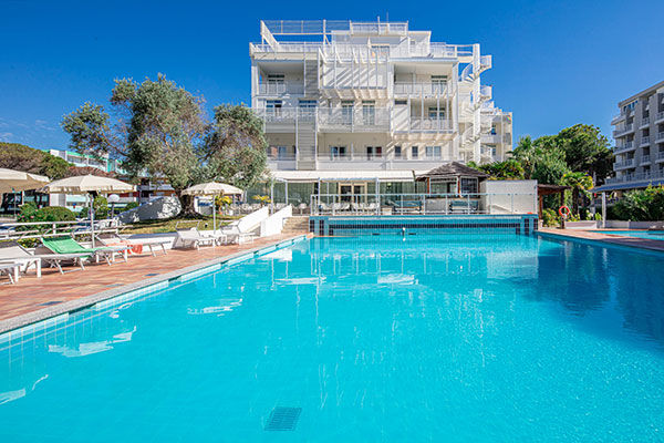 Servizio spiaggia inlcuso