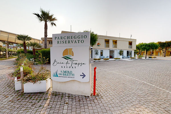 A 100 metri dalla spiaggia