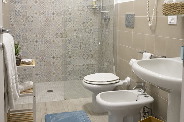 A 100 metri dalla spiaggia