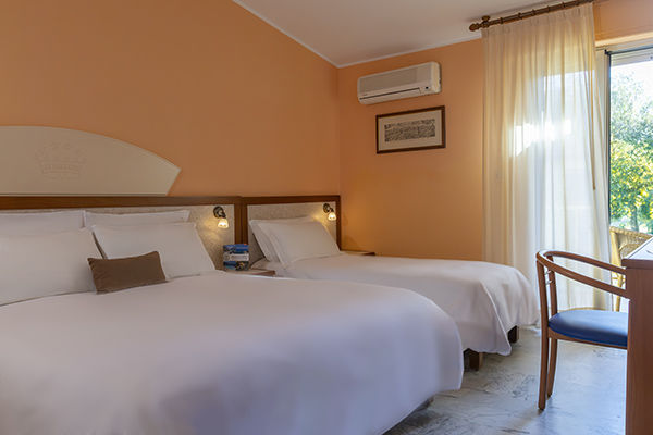 A 100 metri dalla spiaggia