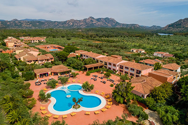 Immerso nel verde, sul Golfo di Orosei