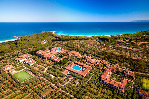 Immerso nel verde, sul Golfo di Orosei