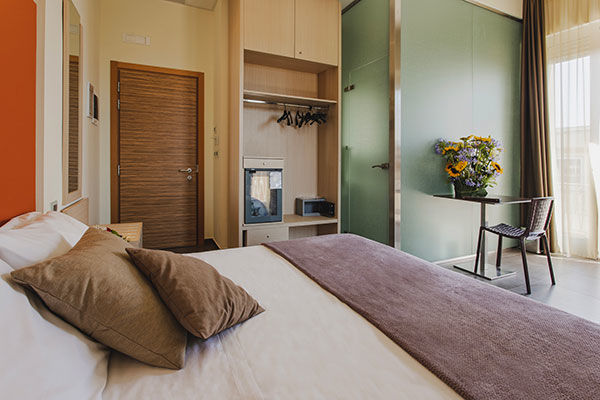 Posizione centrale, vicino al mare