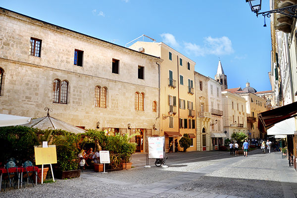 A 2 km dal centro storico di Alghero