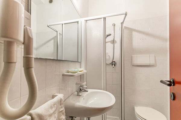 Family Hotel affacciato sul mare