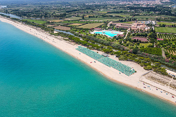 A 250 metri dalla spiaggia
