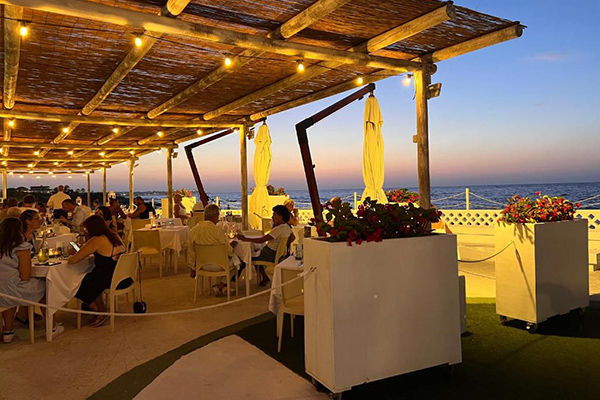 Spiaggia privata, mare cristallino