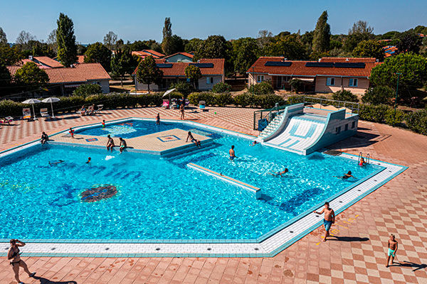 Vista panoramica sull'arcipelago delle incantevoli Isole Brioni