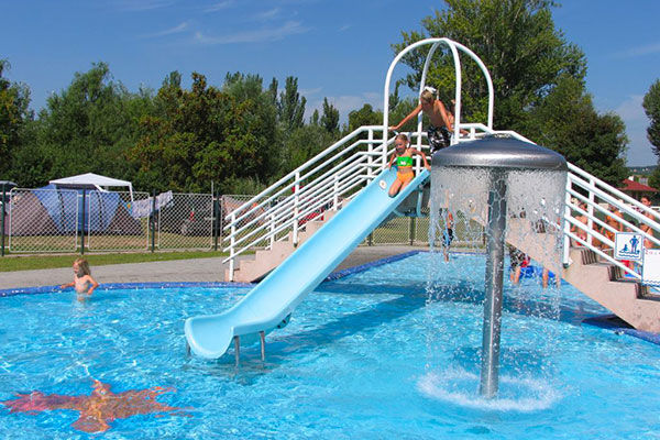 Piscine e parco giochi acquatico