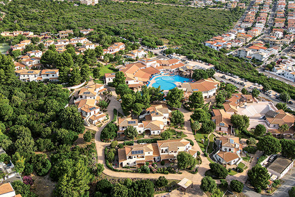 A 800 metri dalla spiaggia, navetta inclusa