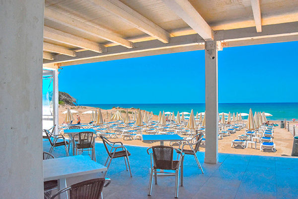 Servizio spiaggia con navetta incluso