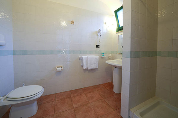 Costa Smeralda low budget