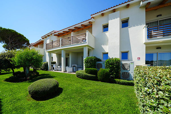 Costa Smeralda low budget