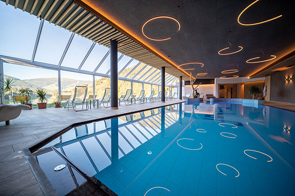 Sci e wellness a 100 metri dal Lago di Valdaora