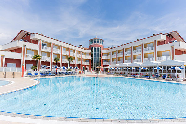 Moderno ed accogliente, in zona tranquilla