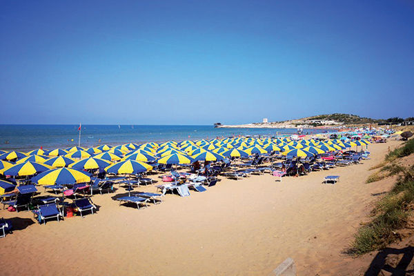 A 200 metri dalla spiaggia
