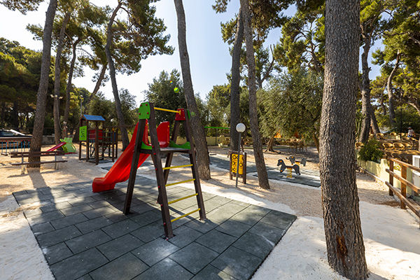 A 150 metri dalla spiaggia